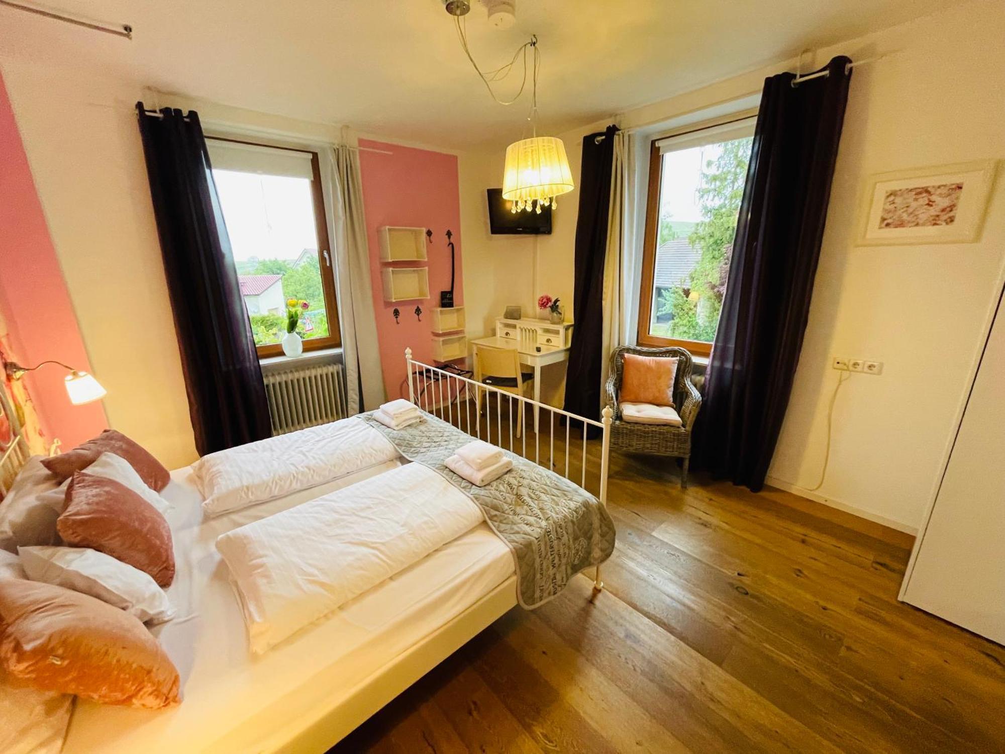 Zum Rayers Cafe-Restaurant & Boutique-Hotel Niederrotweil 客房 照片